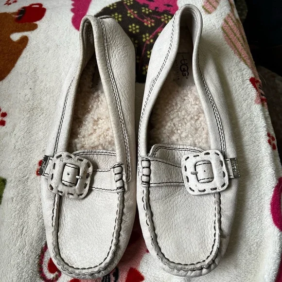 UGG | Shoes | Ugg Cream Leather Loafers With Buckle | Poshmark display picture 3